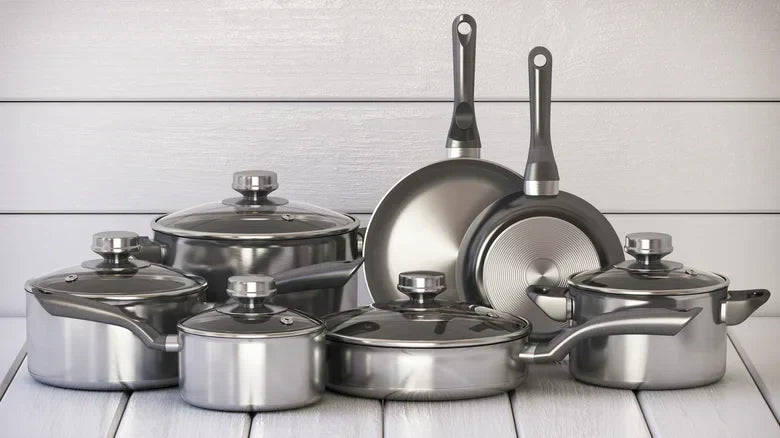 Can You Put Aluminum Pans in the Oven? [Answered]