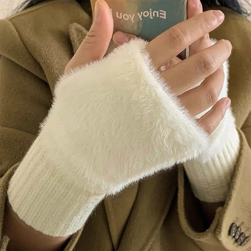 Women’s Soft Winter Fingerless Knit Gloves – Plush Warm Wrist Mittens